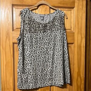Chico’s Leopard Print Sleeveless Travelers Top